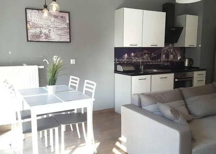 Hotel Aparts Promenady *